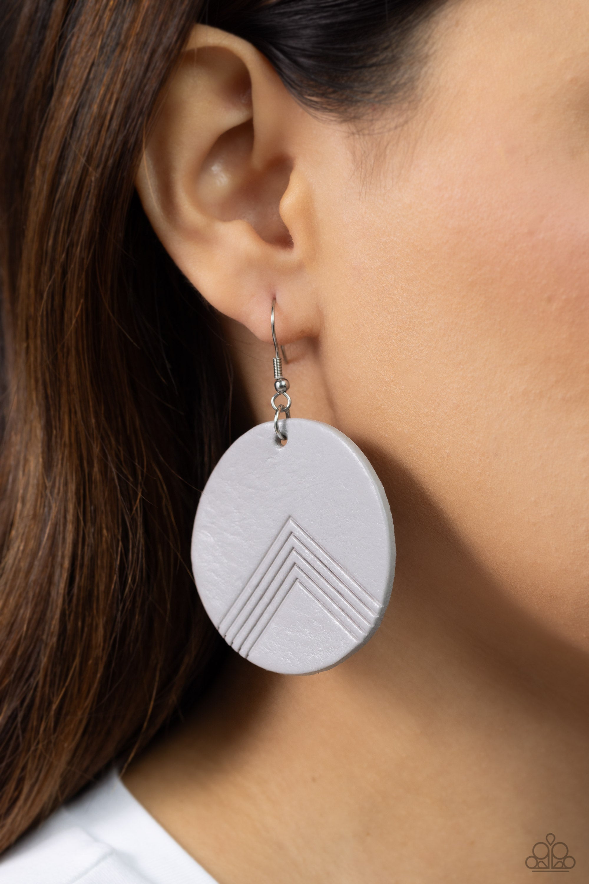 Paparazzi - On the Edge of Edgy - Silver