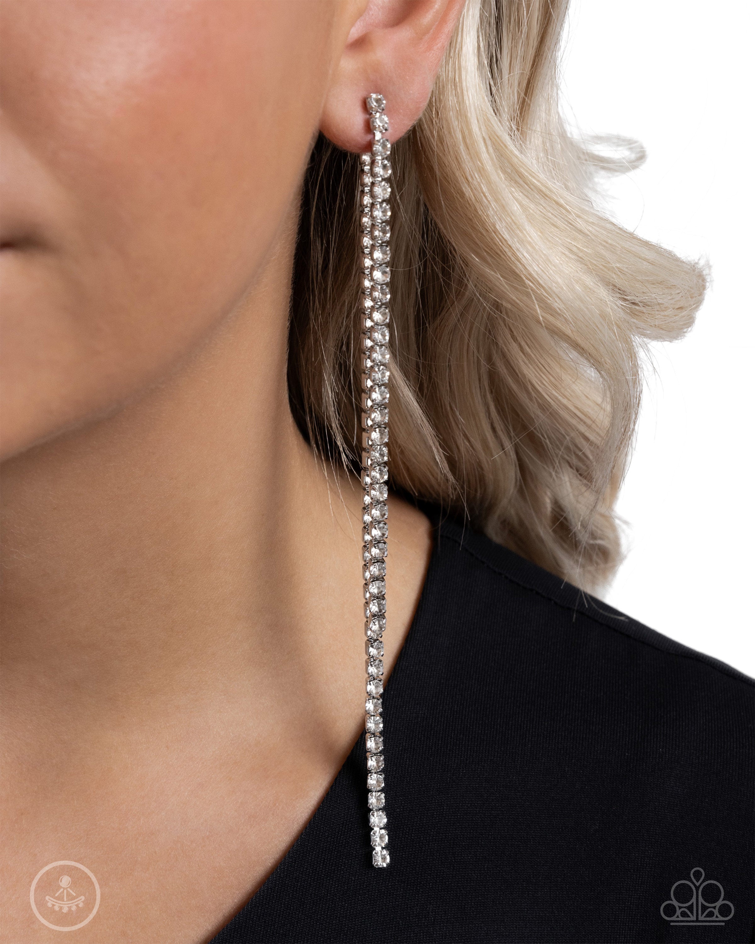 Paparazzi - Elevated Elegance - White