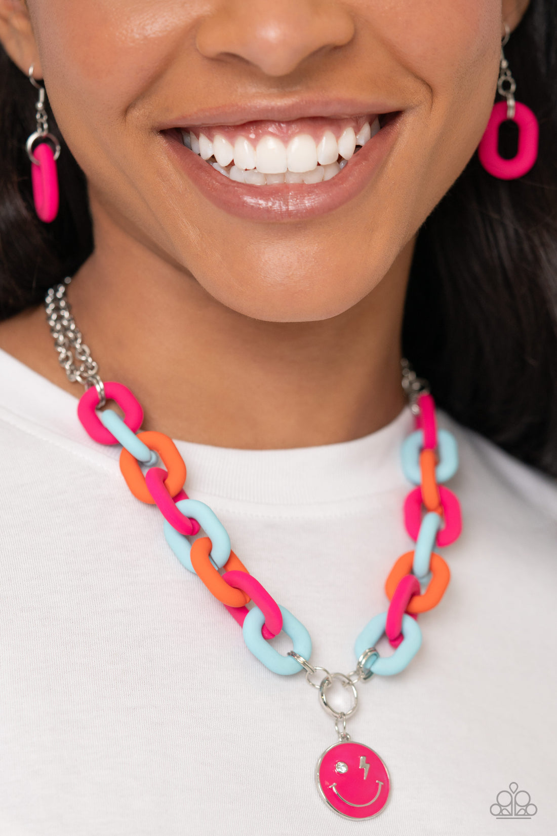 Paparazzi - Speed SMILE - Necklace &amp; Go the Extra SMILE - Bracelet
