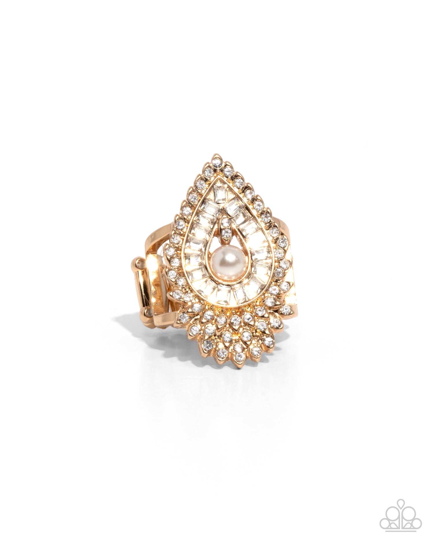 Paparazzi - Consistent Charm - Gold