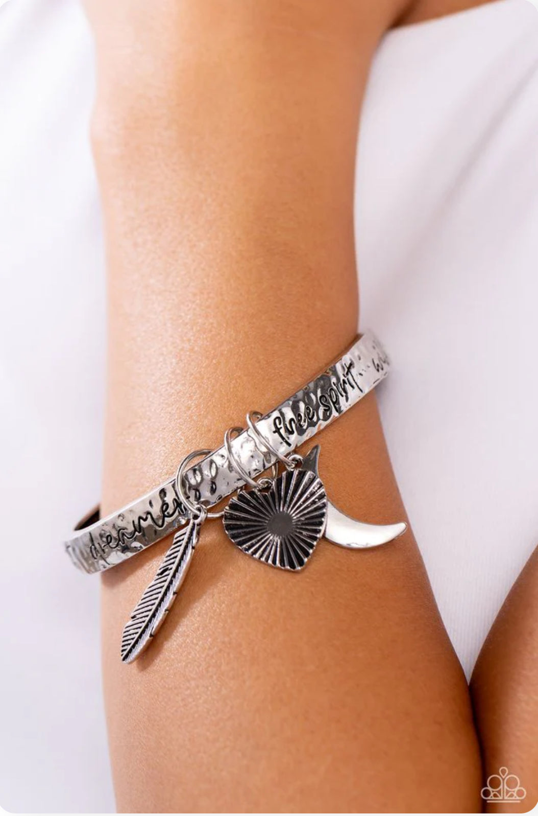 Paparazzi - Free-Spirited Fantasy - Silver