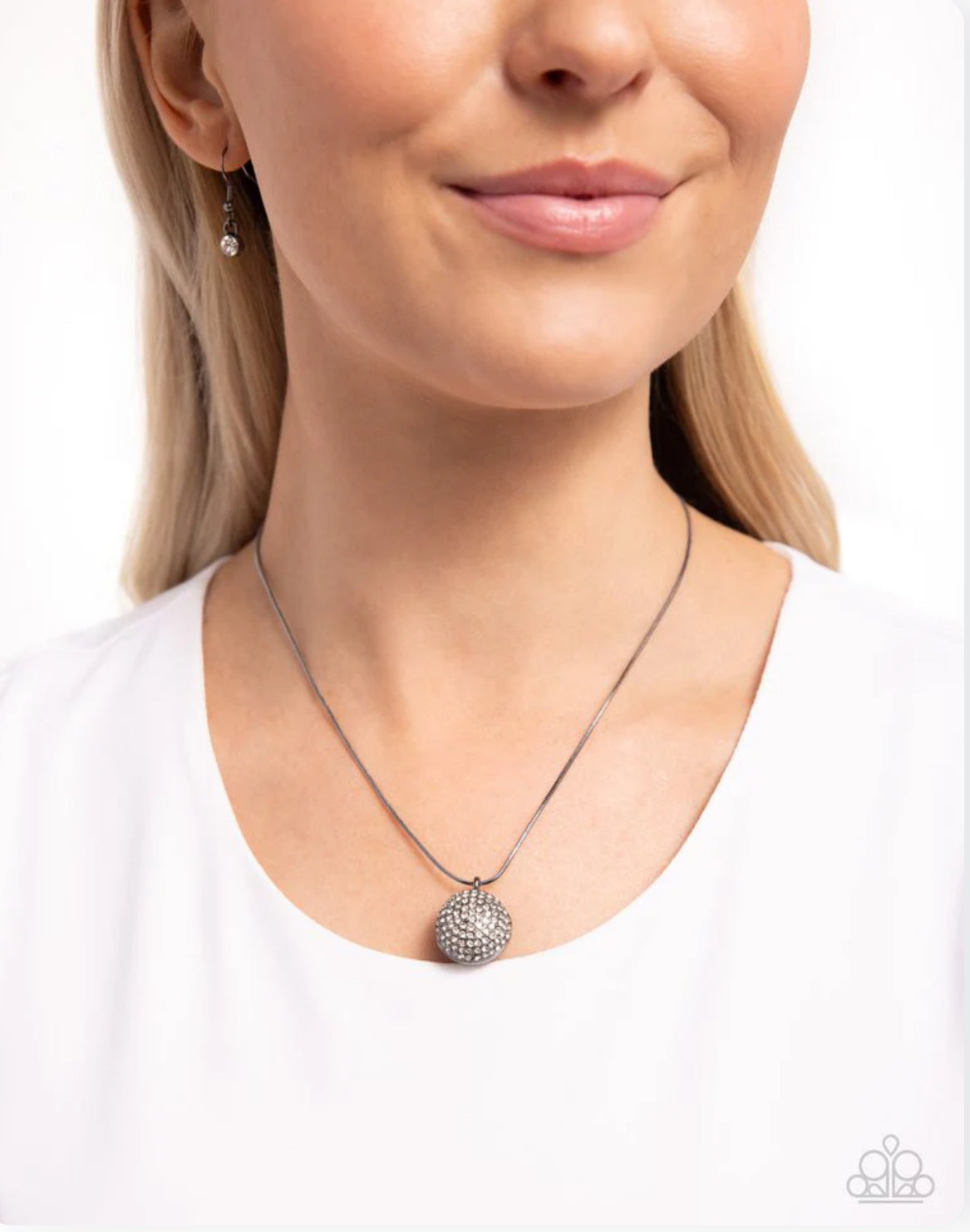 Paparazzi - Bedazzled Bravado - Black