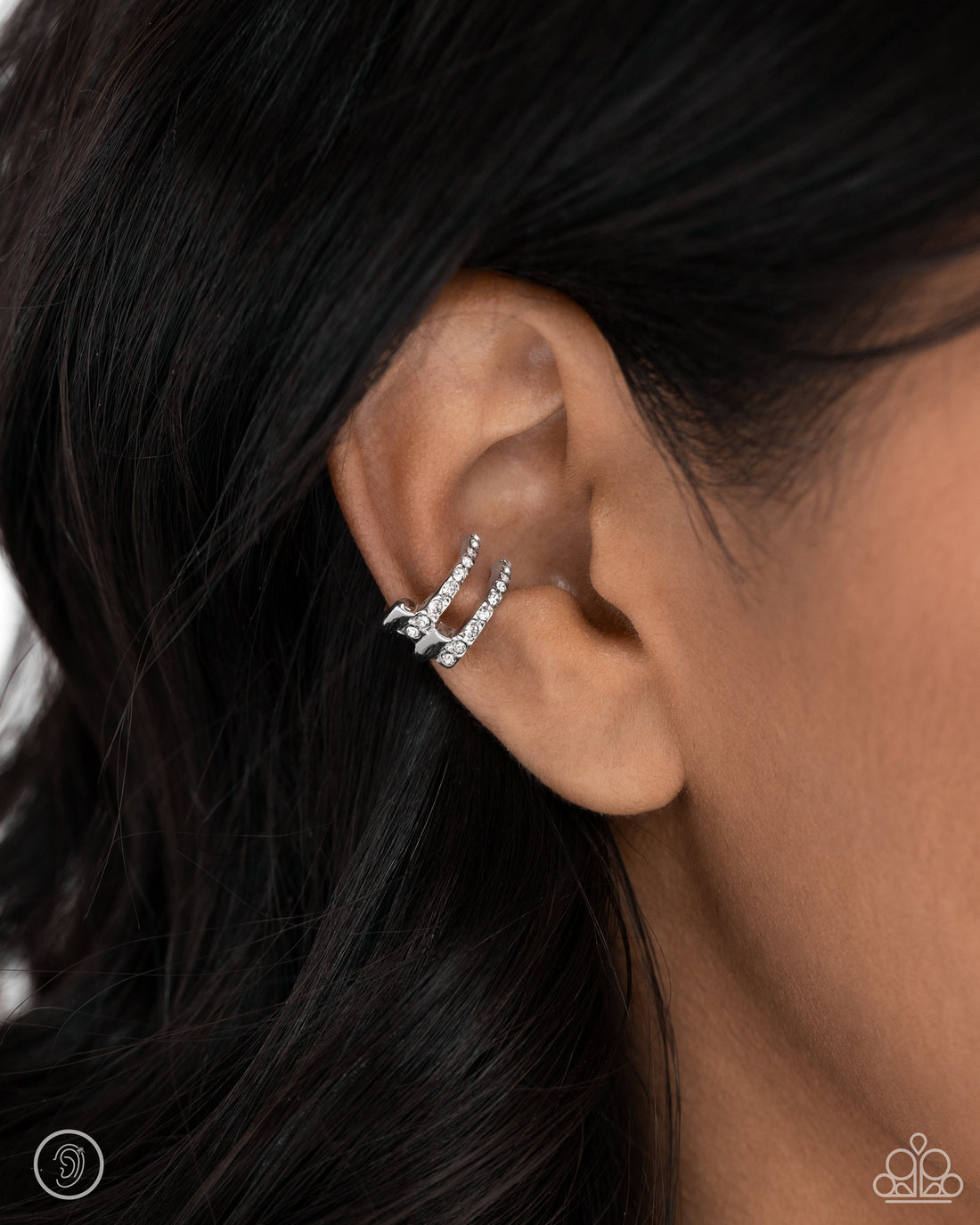 Paparazzi - Glittery Glow Up - White (Ear Cuffs)