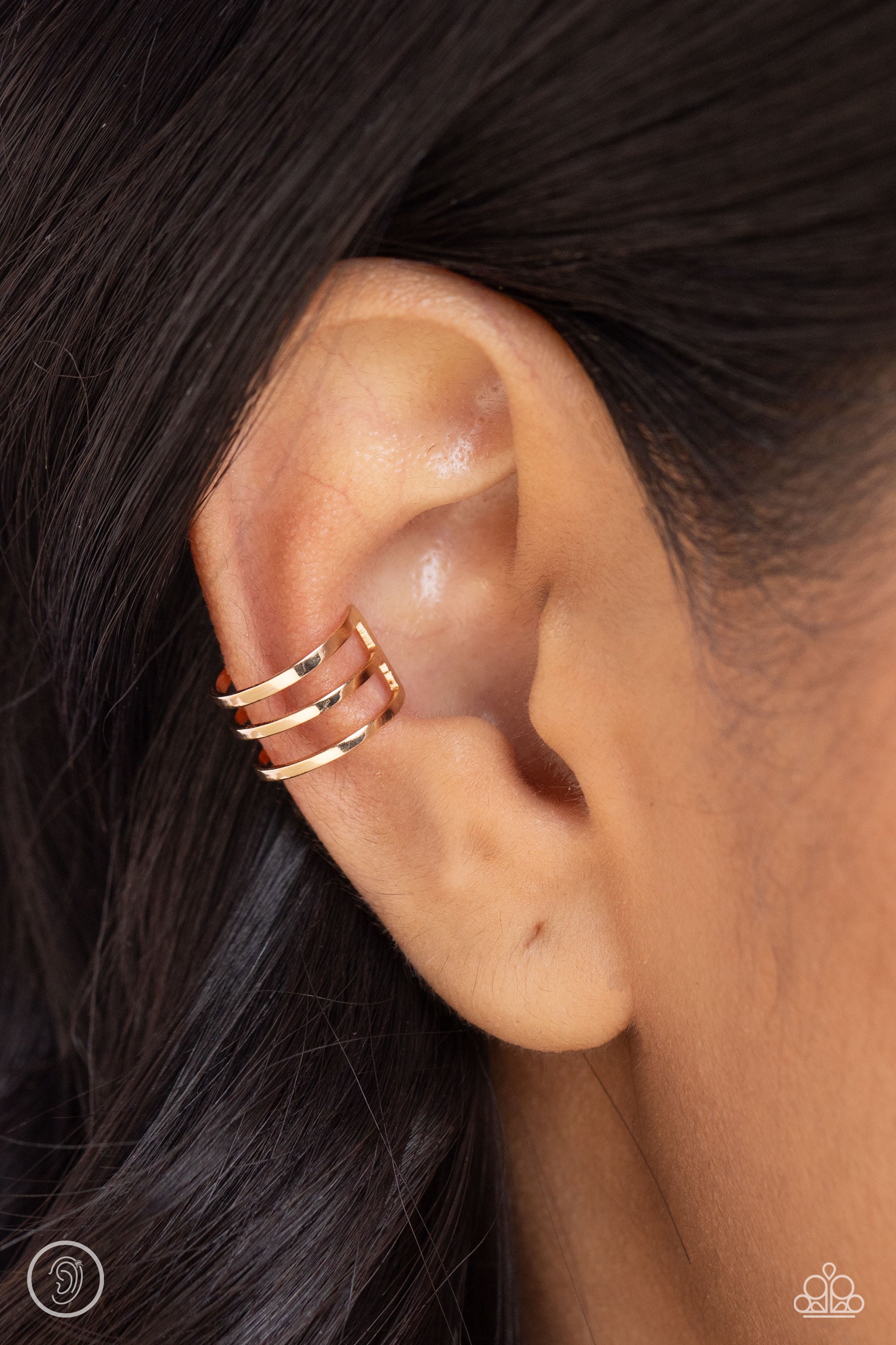 Paparazzi - Metro Mashup - Gold (Ear Cuffs)